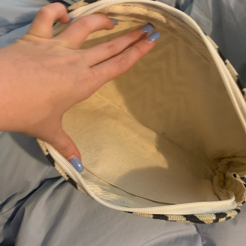 Bag - Picture 2 of 2